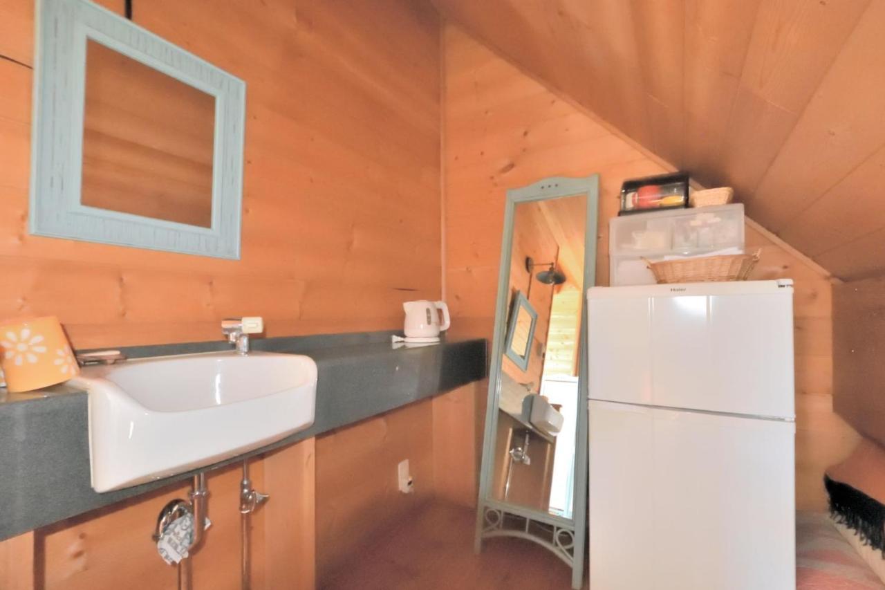 Carrefour Guesthouse カルフール ゲストハウス Toyama Station Exteriör bild