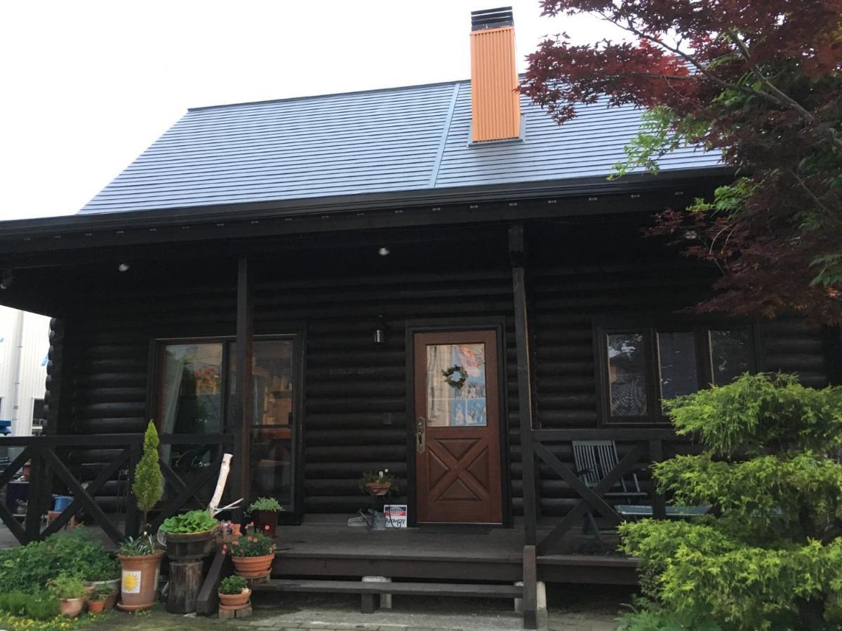 Carrefour Guesthouse カルフール ゲストハウス Toyama Station Exteriör bild